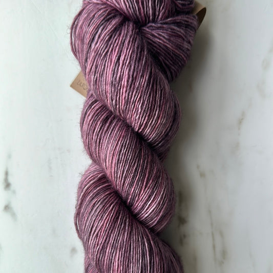 Tosh Merino light Night Bloom