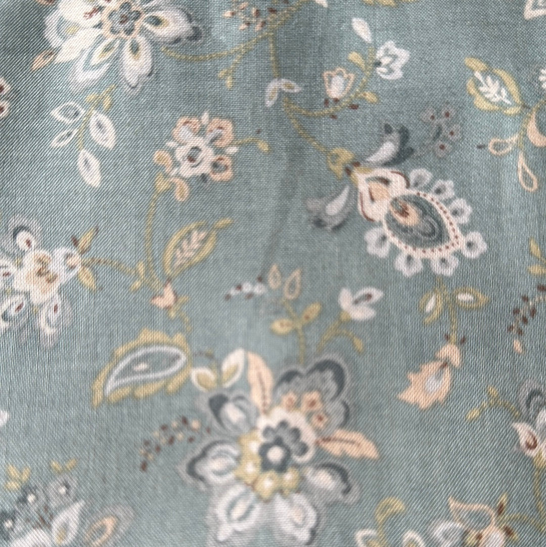 Lecien Antique Rose fat quarter